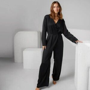 Lunya Long Sleeve Washable Silk Jumpsuit (Black)